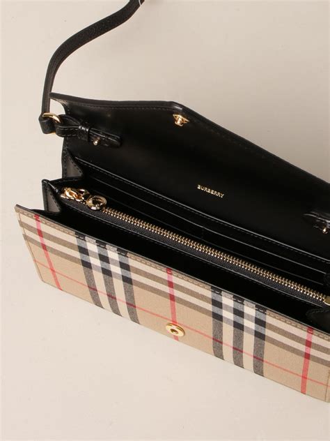 migliorprezzo borse burberry|mini burberry handbags.